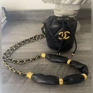 Coco Mark Chain Shoulder Pouch Bag